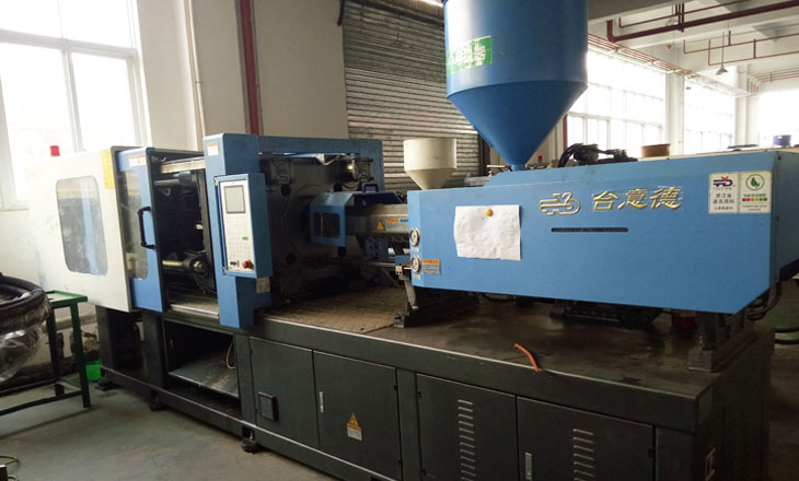車間設備展示&mdash;&mdash;注塑機2